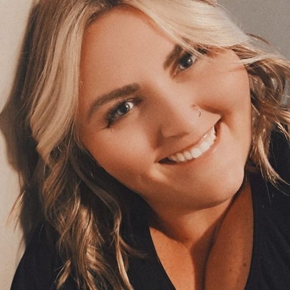 Meet your Posher, Sara - Picture 1 of 1